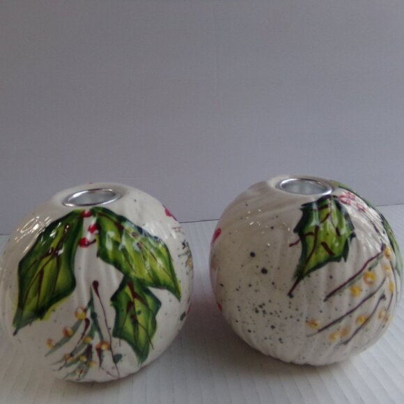Vintage Christmas Bella Casa Ganz Ceramic Taper Candle Holders Poinsettia Shiny - Picture 5 of 15